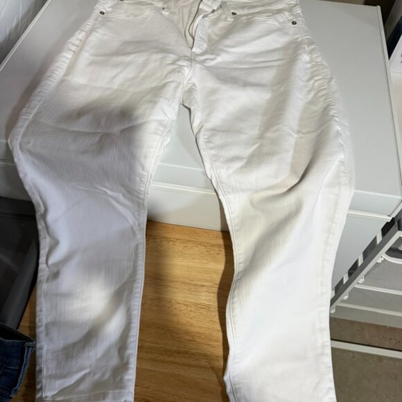 J Crew 9" mid-rise toothpick jean in white - Size 32 - Picture 2 of 4